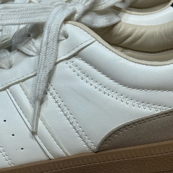 Madden Girl Striker White and Taupe Retro Runner Sneakers Casual - Picture 10 of 11